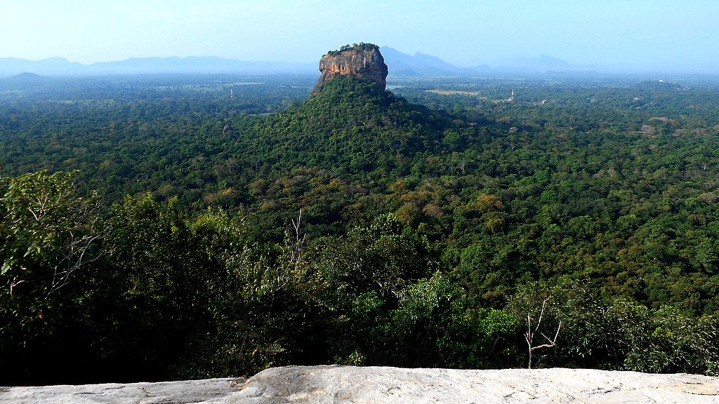Pidurangala vue sur Sigiriya
