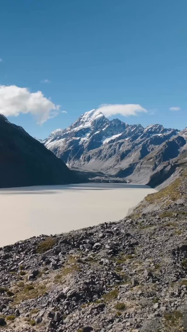 Certains pays te marquent pour toujours 🌿
La Nouvelle-Zélande fait partie de ceux-là.
🇳🇿 Et toi, elle est sur ta liste ?

Commente “PVT NZ” et je t’envoie le Starter Pack PVT Nouvelle-Zélande un guide PDF gratuit pour t’aider à préparer ton départ.